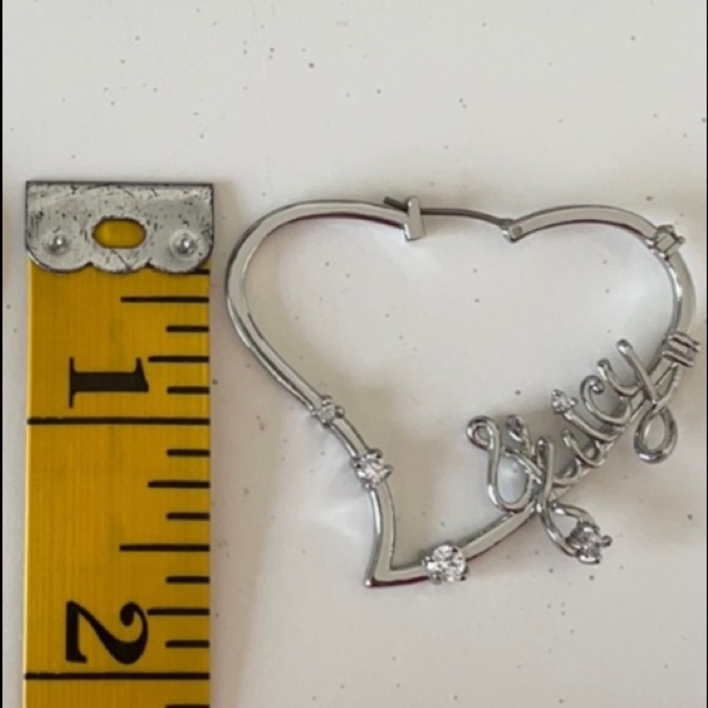 Y2K Juicy Couture Silver Heart hoop earrings - Picture 8 of 9